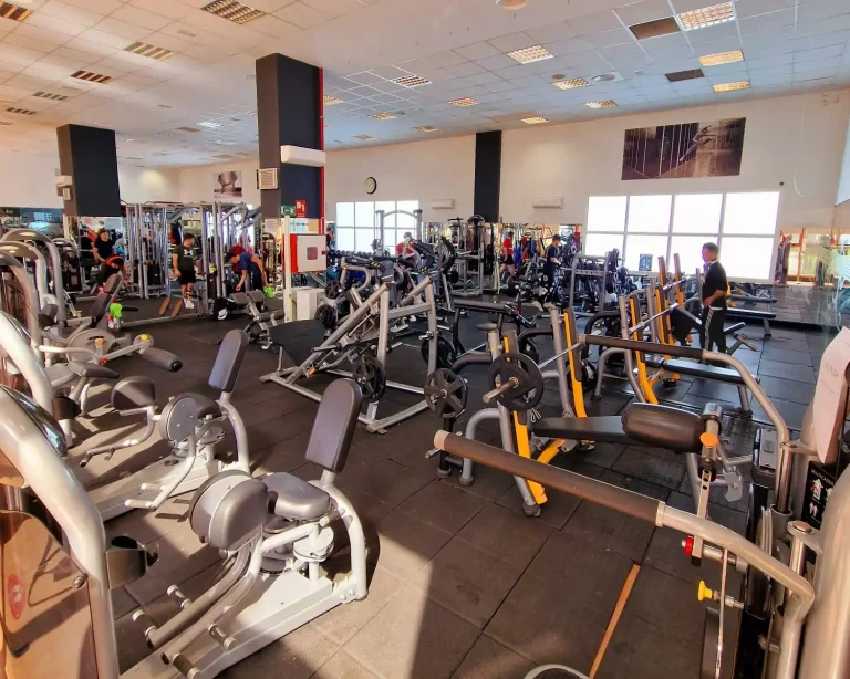 Gimnasio en el Reston Valdemoro. Gimnasio barato en el Reston. Mejor gimnasio de Valdemoro.