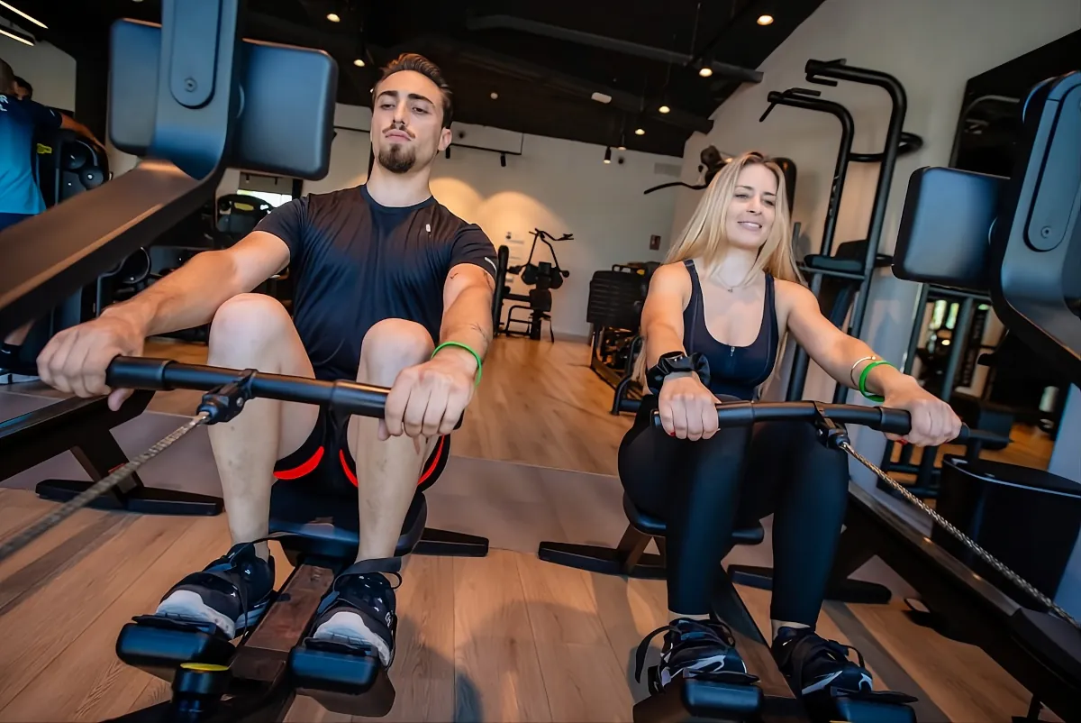 Gimnasio en verano con entrenamiento funcional