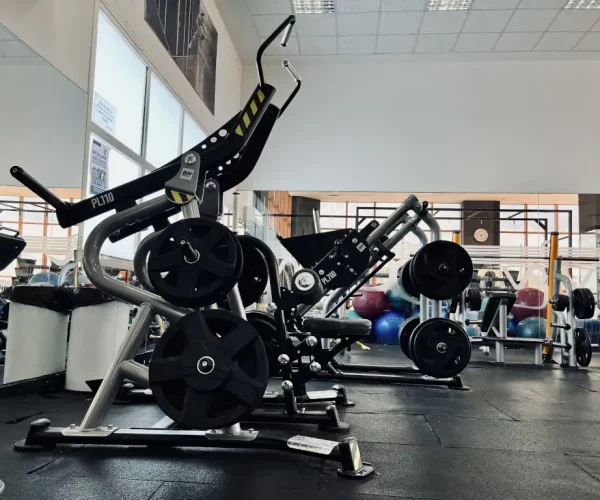 Máquinas Gimnasio Centro Deportivo Reston